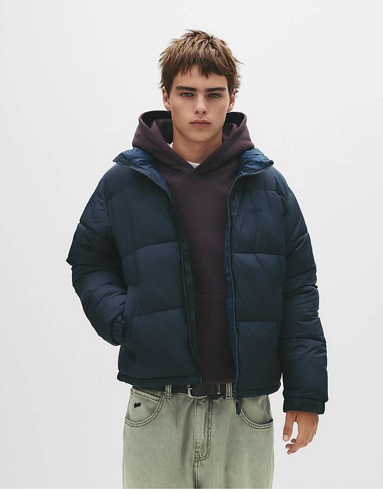 https://images.asos-media.com/products/pullbear-stwd-hooded-puffer-jacket-in-navy/209497079-1-navy?$n_750w$&wid=750&fit=constrain