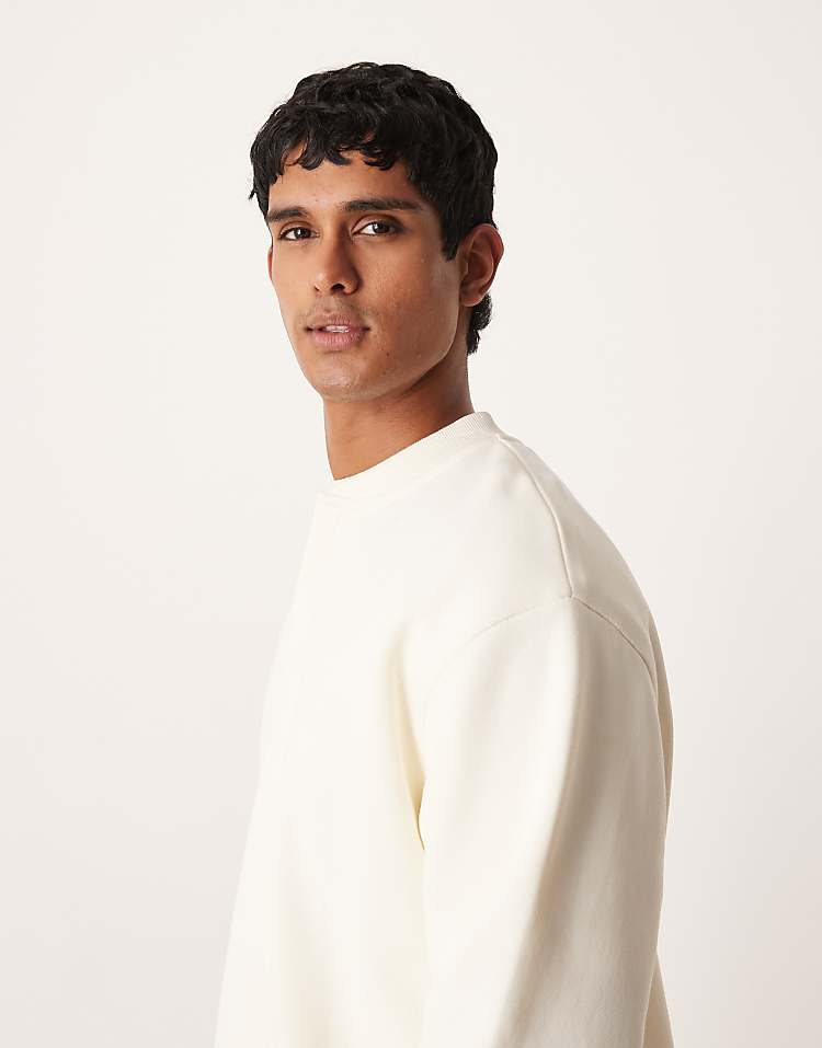 https://images.asos-media.com/products/asos-design-oversized-heavyweight-henley-sweatshirt-in-ecru/209523786-4?$n_750w$&wid=750&fit=constrain