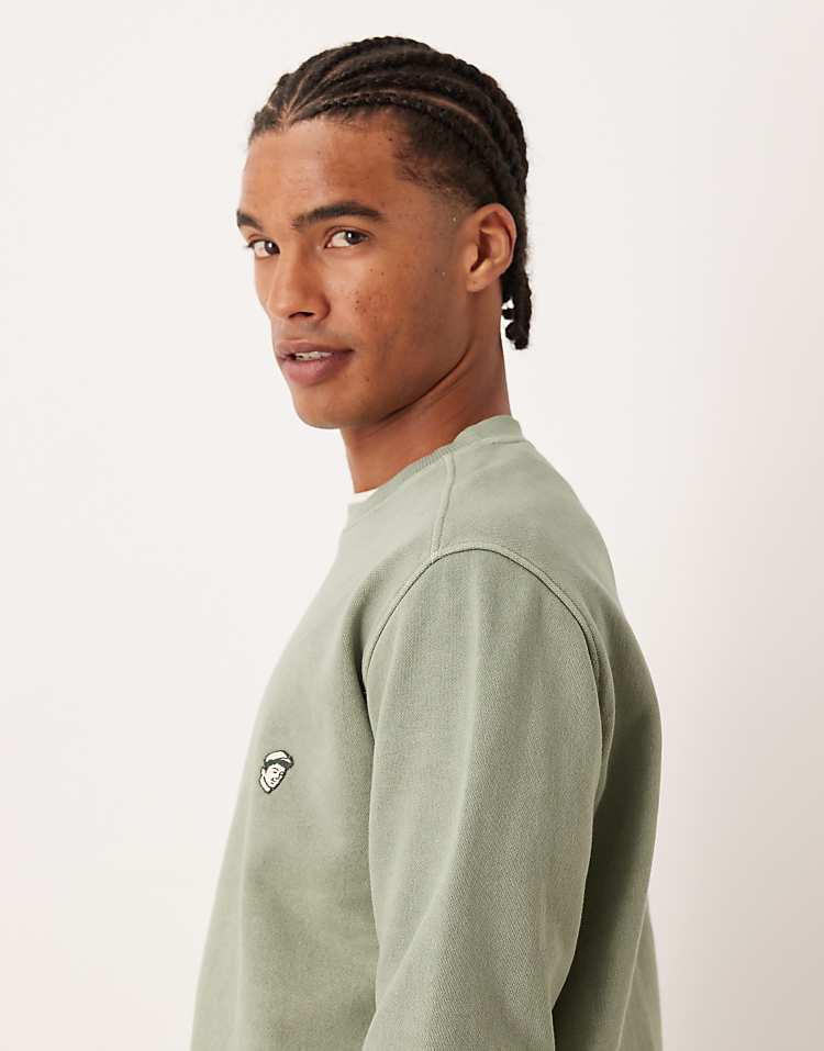 https://images.asos-media.com/products/pompeii-emilio-cotton-sweatshirt-in-sage-green/209641538-4?$n_750w$&wid=750&fit=constrain