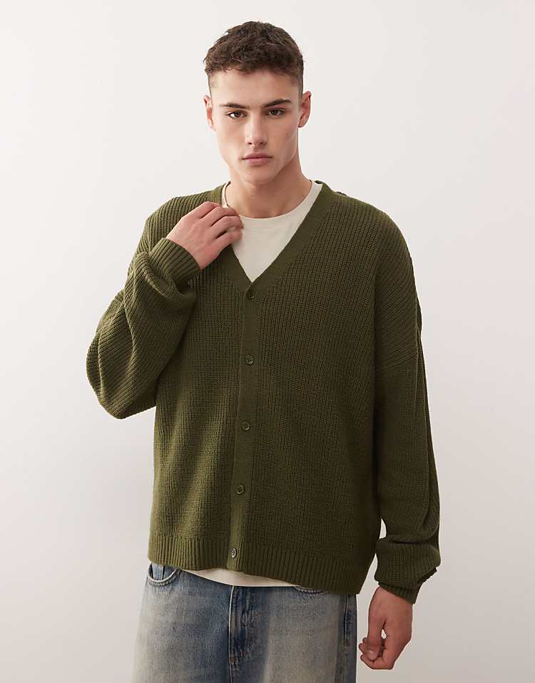 https://images.asos-media.com/products/collusion-boxy-knitted-cardigan-in-green/209664081-1-green?$n_750w$&wid=750&fit=constrain