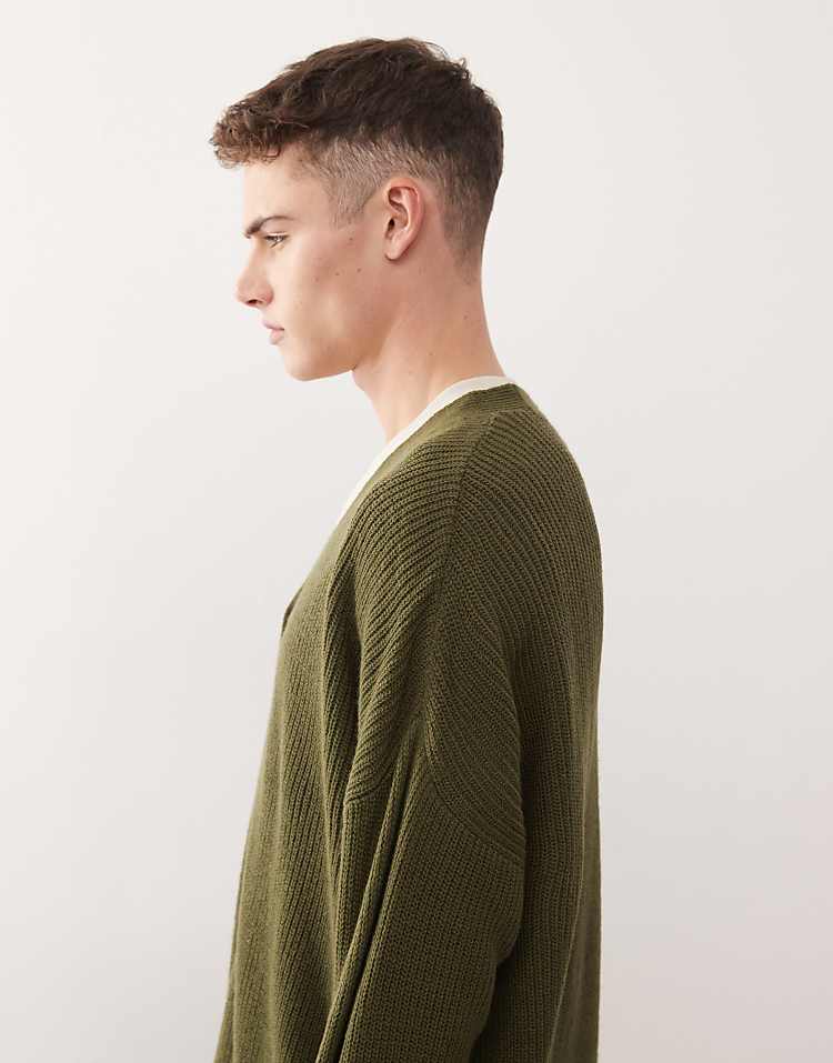 https://images.asos-media.com/products/collusion-boxy-knitted-cardigan-in-green/209664081-4?$n_750w$&wid=750&fit=constrain