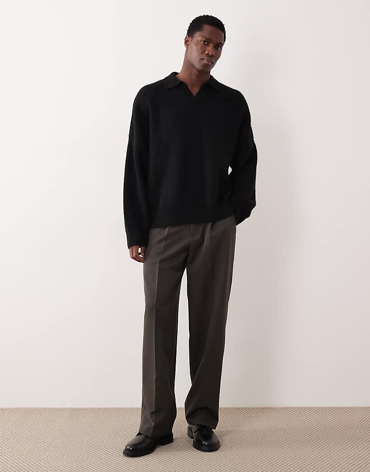 https://images.asos-media.com/products/asos-design-super-oversized-boxy-fit-knitted-fisherman-rib-notch-neck-jumper-in-black/209720446-2?$n_750w$&wid=750&fit=constrain