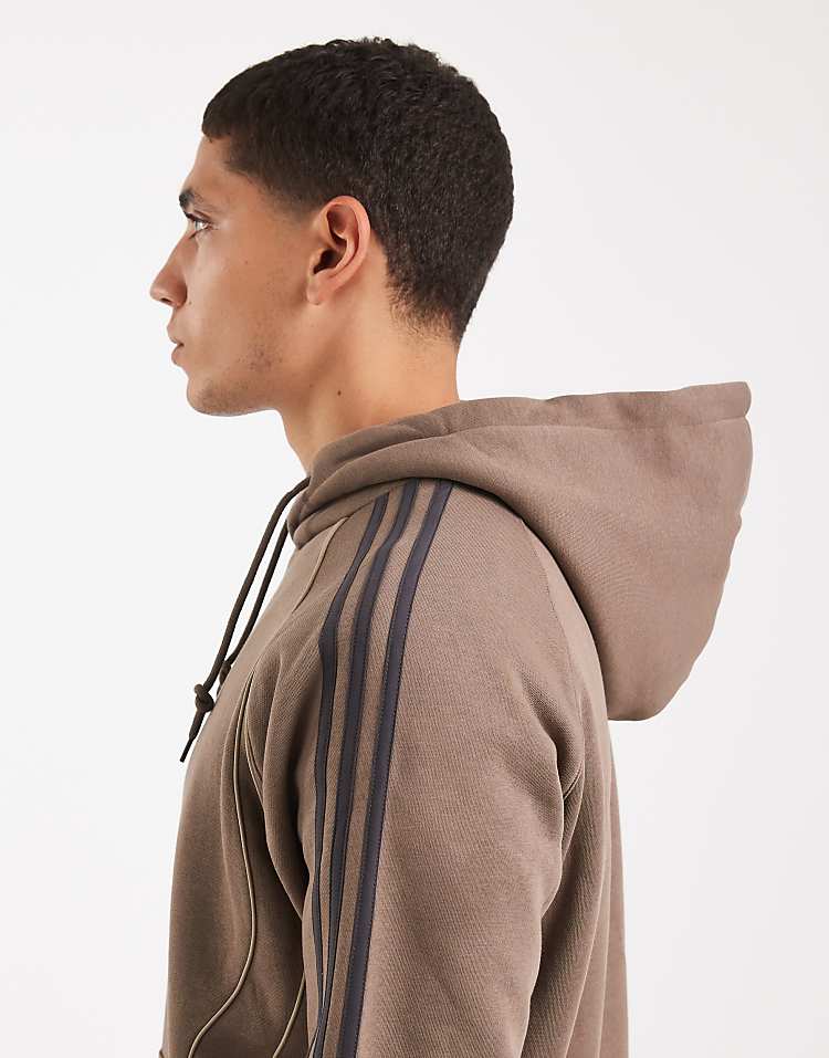 https://images.asos-media.com/products/adidas-originals-adicolor-teamgeist-cut-line-hoodie-in-blanch-brown/209928617-4?$n_750w$&wid=750&fit=constrain