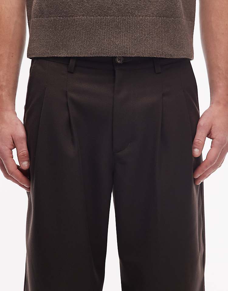 https://images.asos-media.com/products/prohibited-double-pleated-trousers-in-brown/210062740-5?$n_750w$&wid=750&fit=constrain