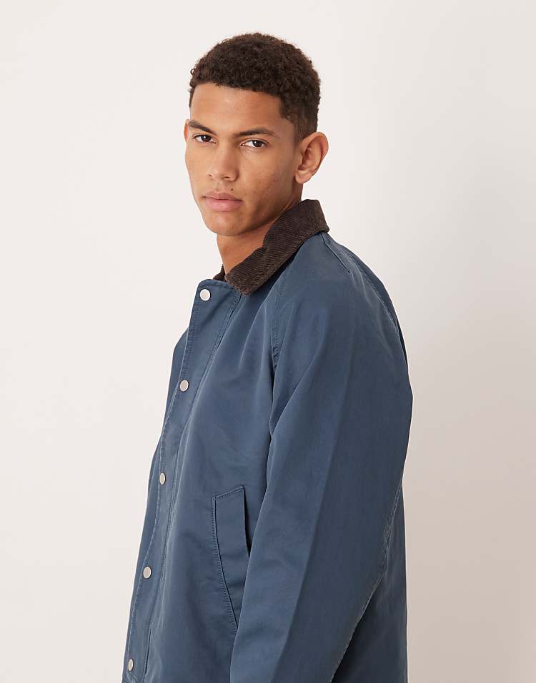 https://images.asos-media.com/products/abercrombie-fitch-cropped-waxed-barn-jacket-in-navy/210090638-4?$n_750w$&wid=750&fit=constrain