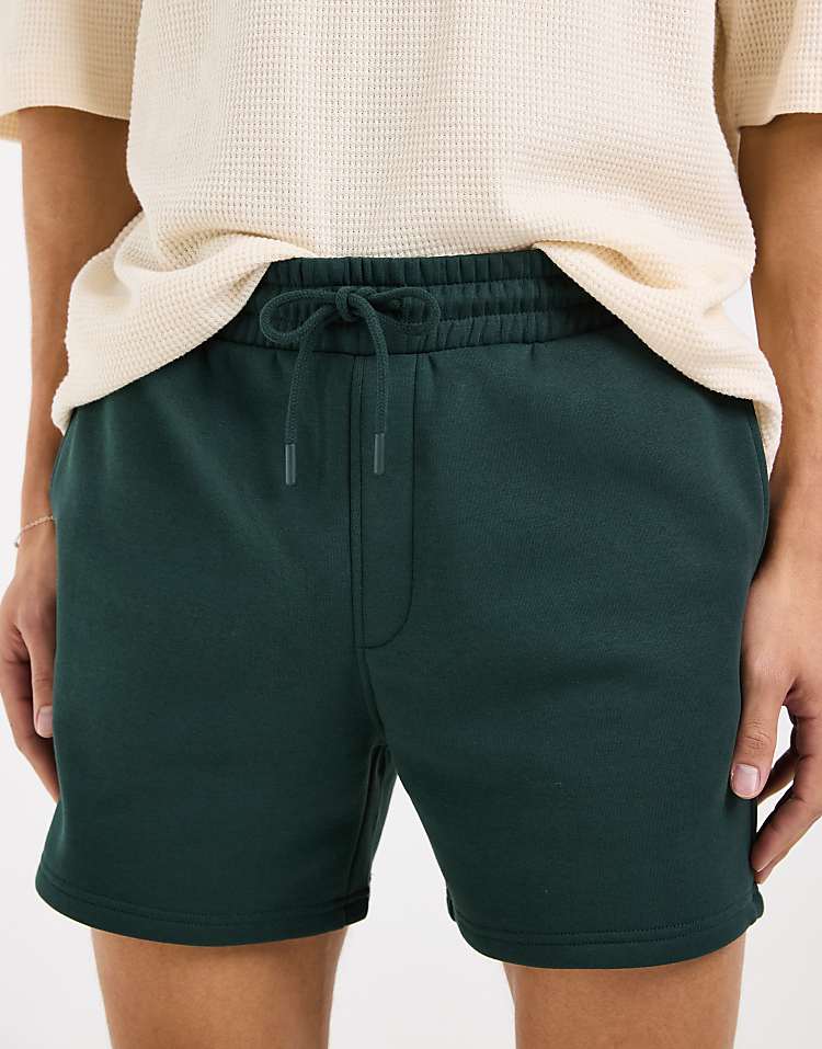 https://images.asos-media.com/products/asos-design-co-ord-essentials-slim-fit-jersey-shorts-in-dark-green-in-dark-green/210275547-5?$n_750w$&wid=750&fit=constrain