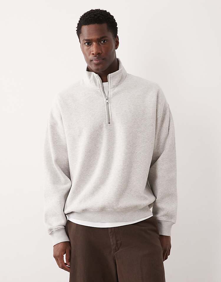 https://images.asos-media.com/products/abercrombie-fitch-premium-script-logo-1-4-zip-sweat-top-in-grey/210290511-1-grey?$n_750w$&wid=750&fit=constrain
