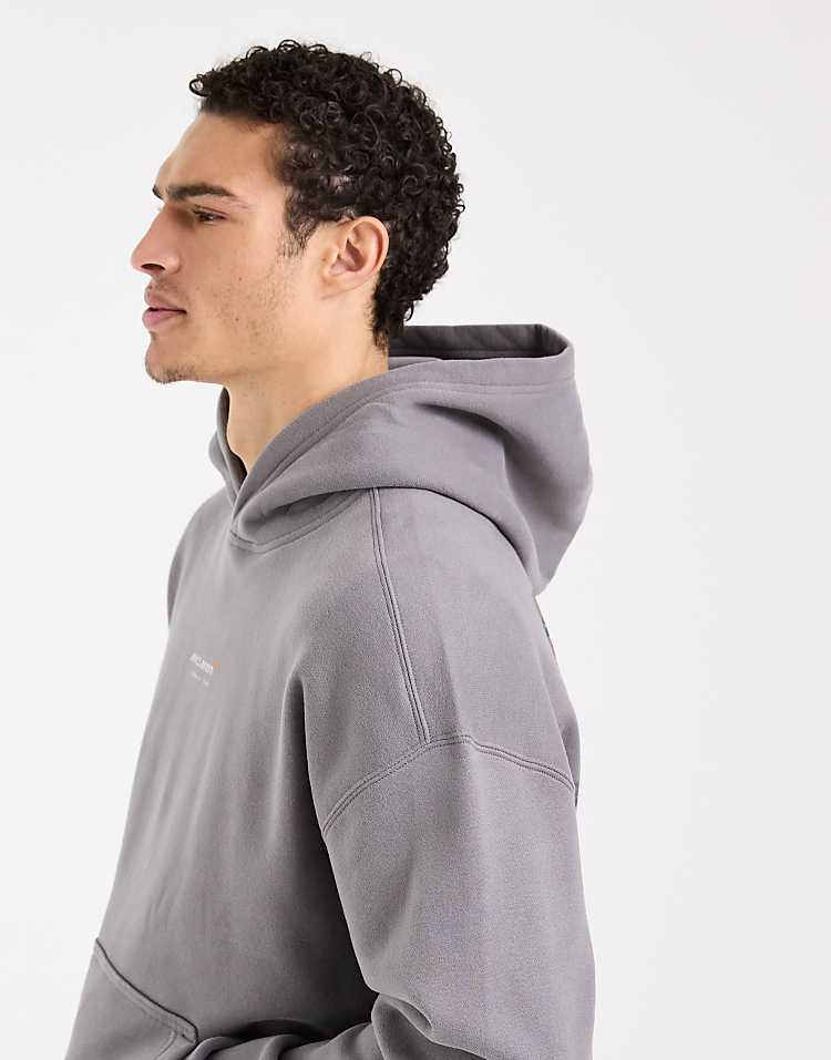 https://images.asos-media.com/products/hollister-mclaren-back-graphic-boxy-hoodie-in-grey/210480648-4?$n_750w$&wid=750&fit=constrain