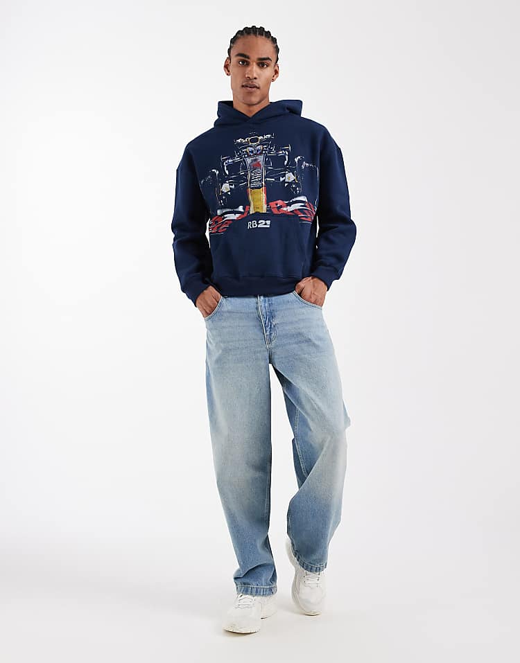 https://images.asos-media.com/products/hollister-red-bull-boxy-hoodie-in-navy/210480672-2?$n_750w$&wid=750&fit=constrain