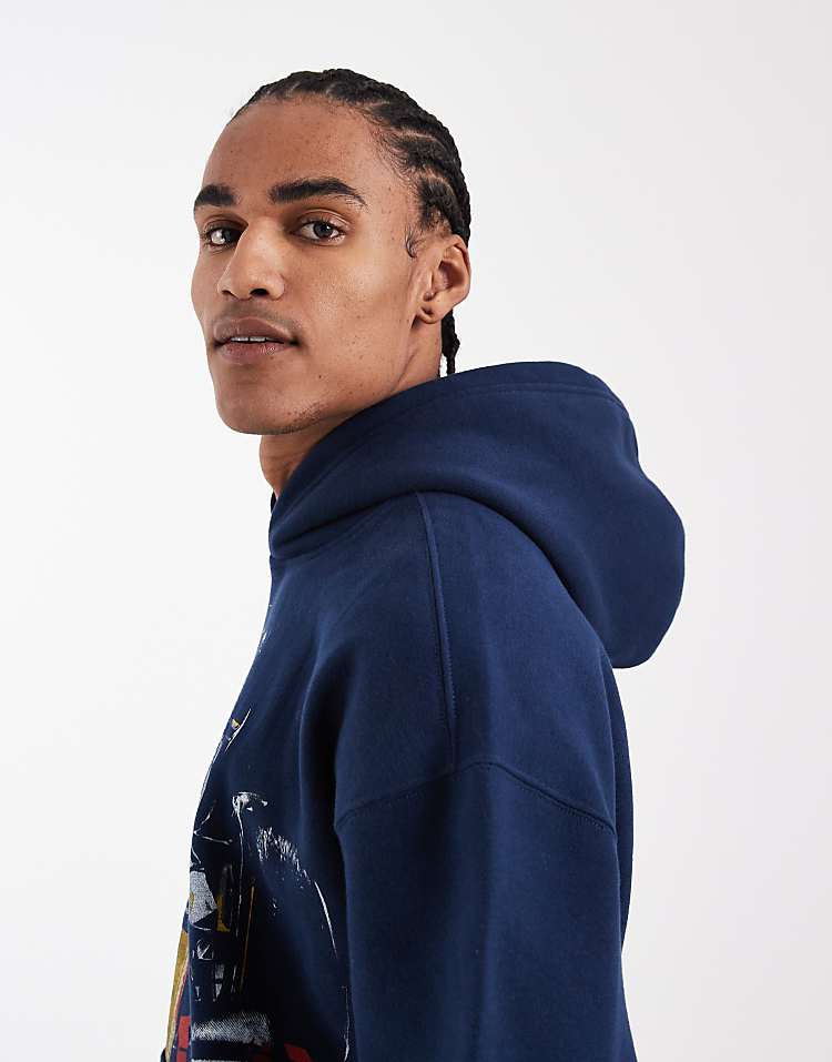 https://images.asos-media.com/products/hollister-red-bull-boxy-hoodie-in-navy/210480672-4?$n_750w$&wid=750&fit=constrain